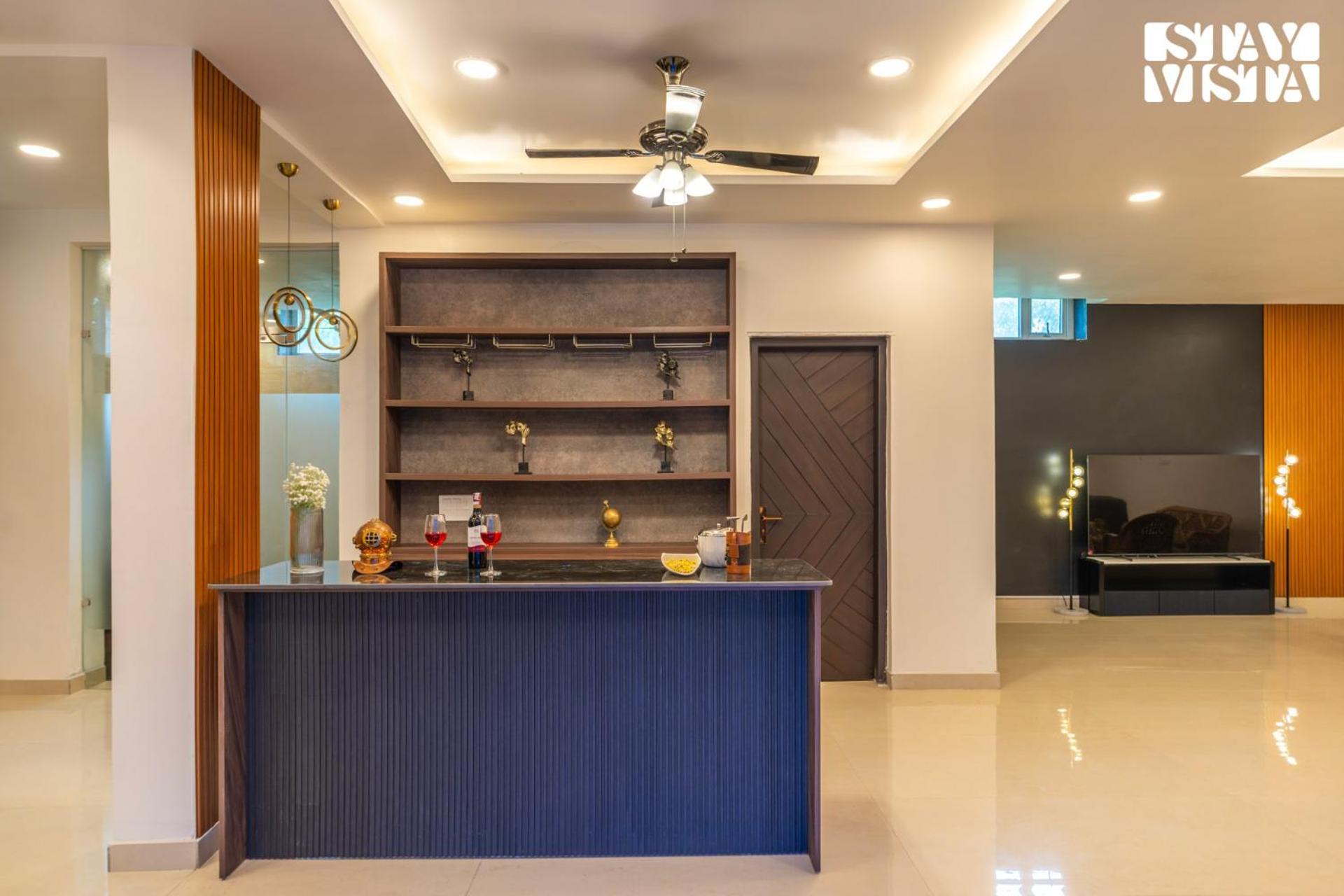 Stayvista At Wandering Vines Indoor Pool 4Bhk Luxury Villa In Delhi Sohna Zewnętrze zdjęcie
