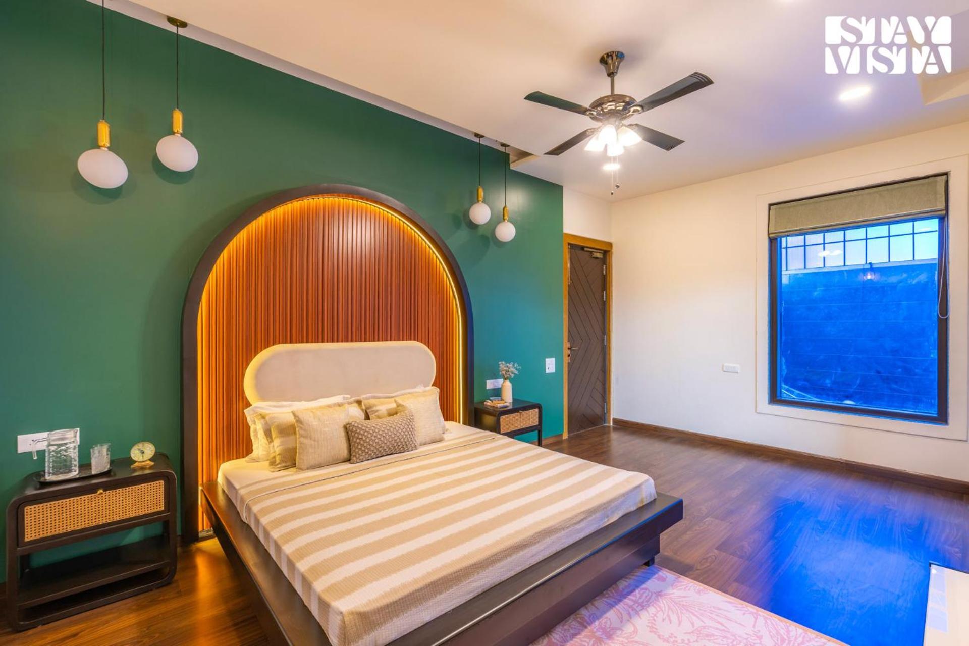 Stayvista At Wandering Vines Indoor Pool 4Bhk Luxury Villa In Delhi Sohna Zewnętrze zdjęcie