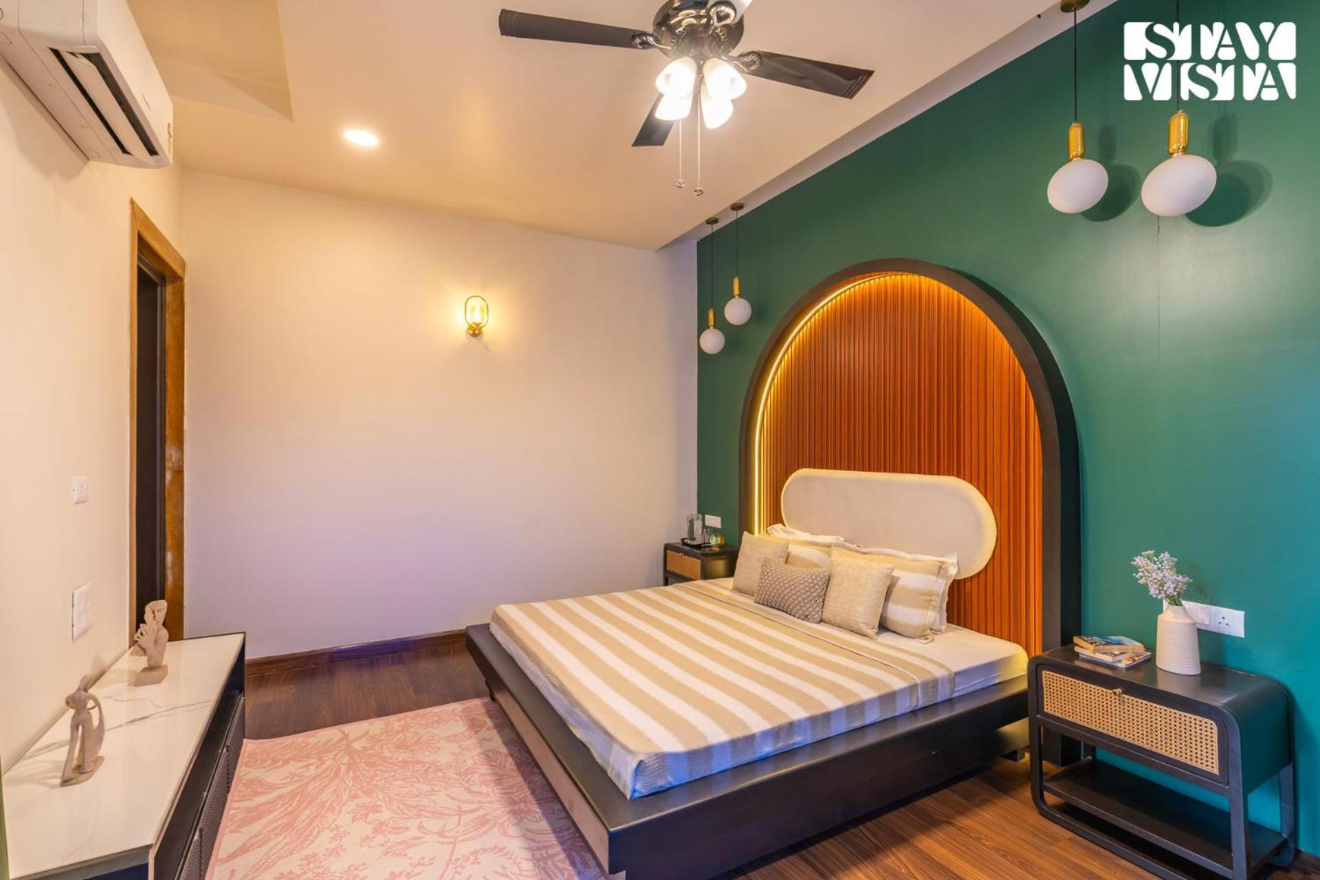 Stayvista At Wandering Vines Indoor Pool 4Bhk Luxury Villa In Delhi Sohna Zewnętrze zdjęcie